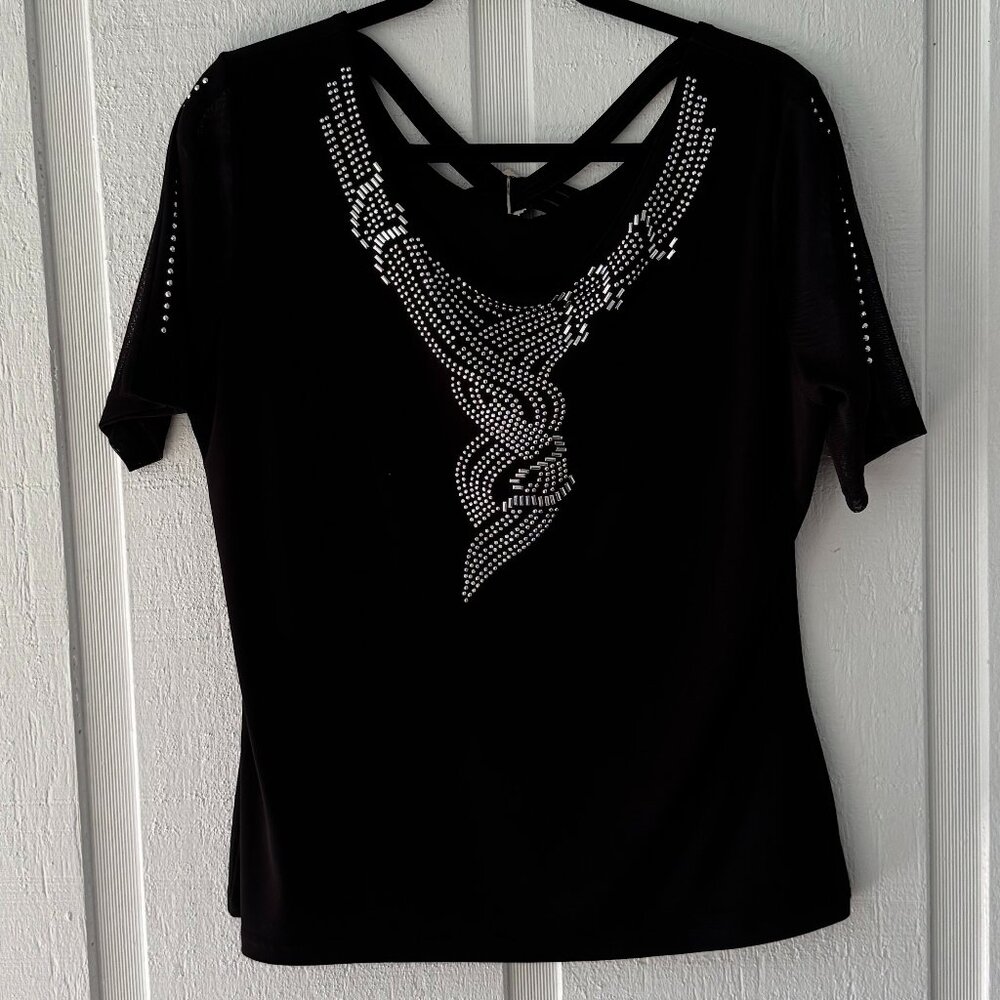 Keomi Black Top‎ Size Large Eembellished Blouse Sheer Sleeves Gem on the back